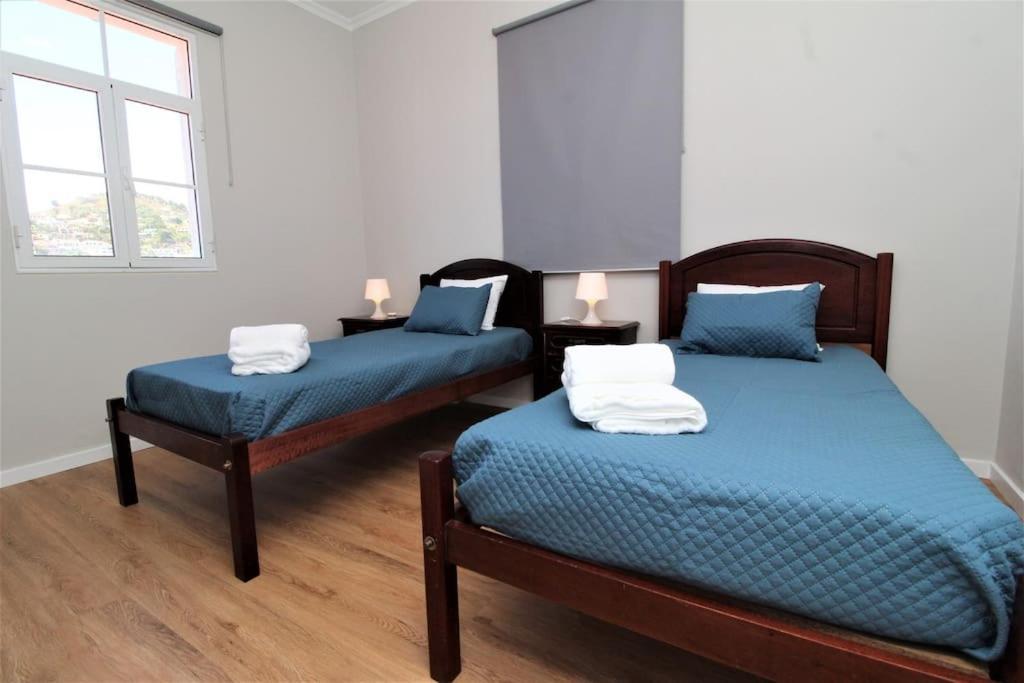 Vakantiehuis Sunny House Few Minutes From Center Funchal (Madeira)